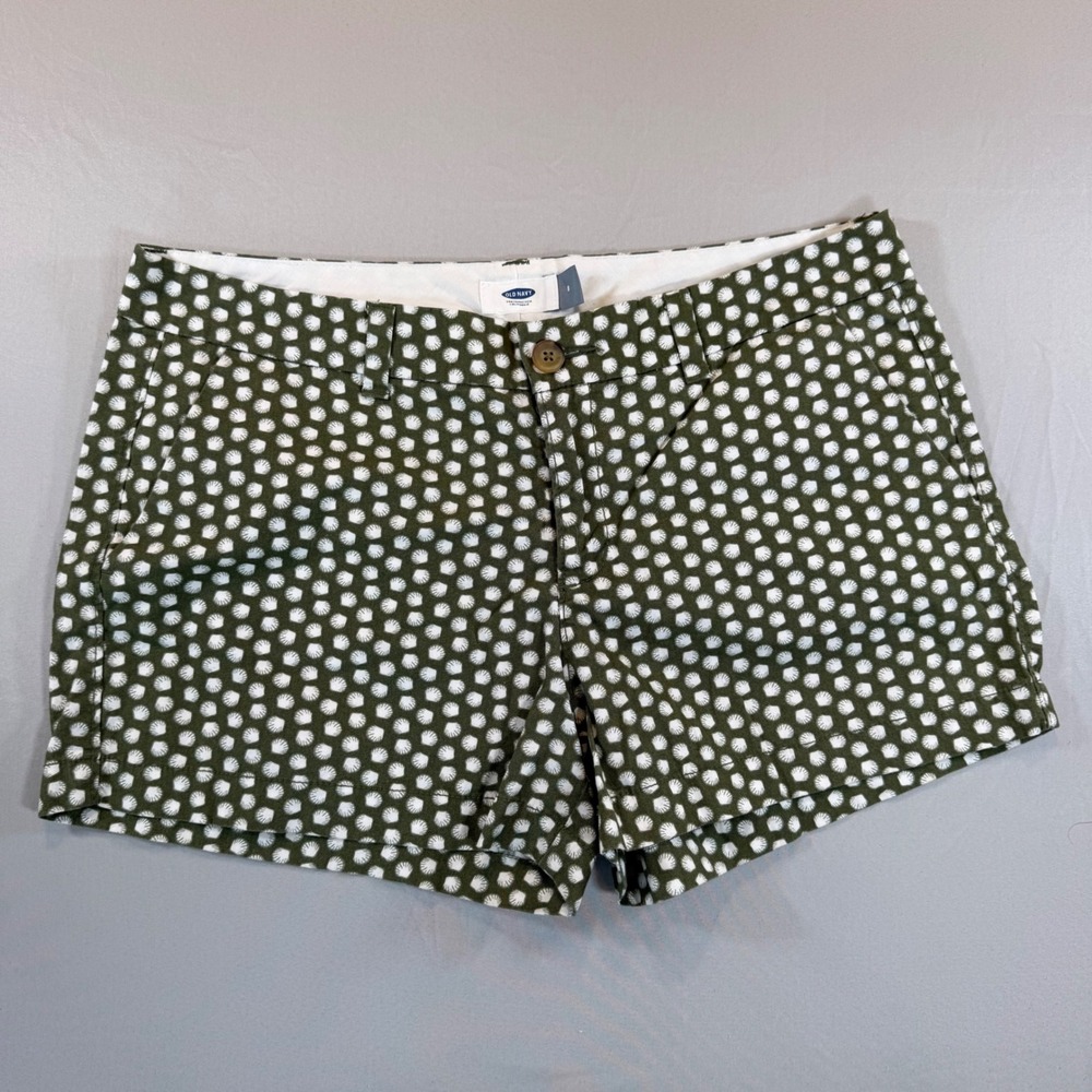 Old Navy Womens Green Seashell Print Shorts Olive White Coastal Summer Size 8 - Picture 1 of 7